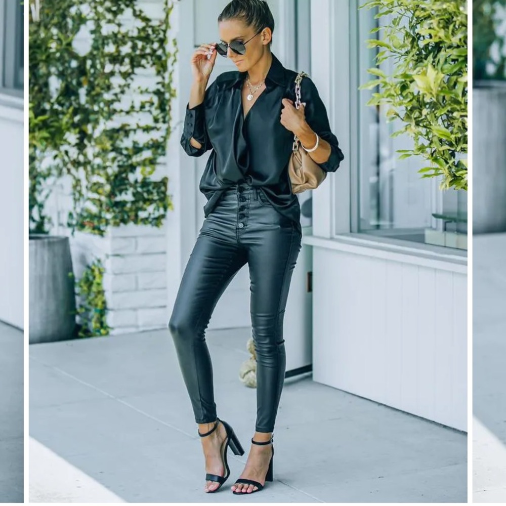 NWT Vici Soho high rise coated skinnies